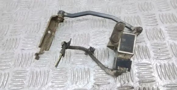 Volvo V70 Air suspension front height level sensor 7G9N3C097AA