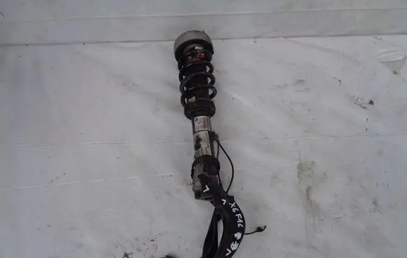 BMW X6 F16 Front shock absorber with coil spring 6875083