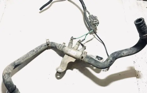 Ford Focus Engine coolant pipe/hose 98ab18k498ea