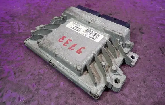 Dacia Logan I Engine control unit/module ECU 