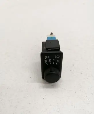 Nissan Primera Headlight level height control switch 37044A 051902