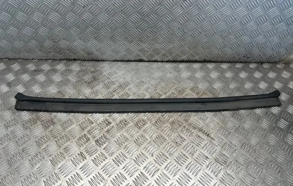 BMW 5 F10 F11 Engine compartment rubber 7275842
