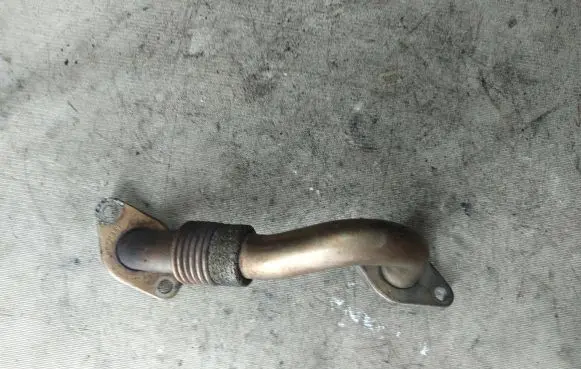 Ford Galaxy EGR valve line/pipe/hose 038131521F