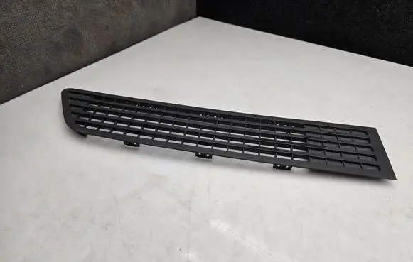 Volkswagen Crafter Bonnet/hood grill 9068360918 2E1864878 9068360718