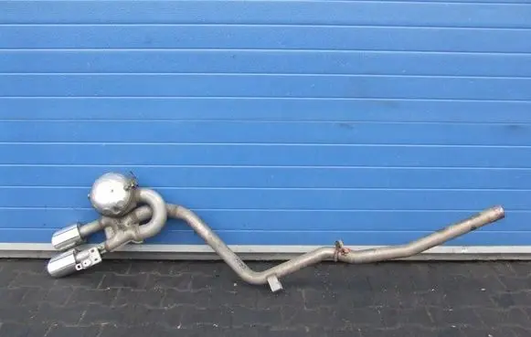 Maserati Quattroporte Rear muffler/silencer tail pipe 10.15.000.10.4.50