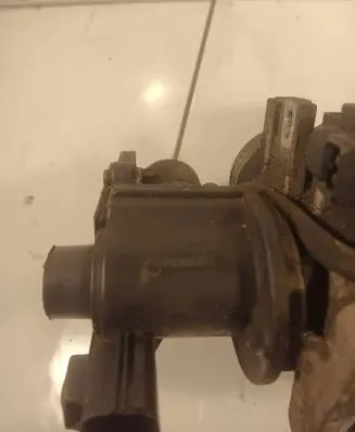 Volvo V50 EGR valve 30774445