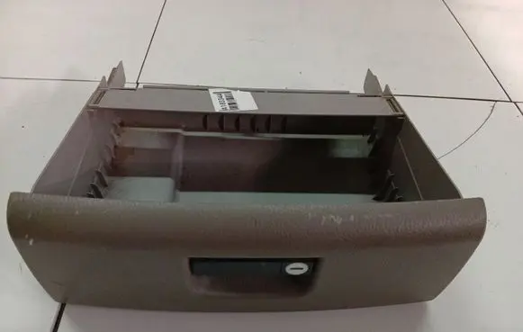 Chrysler Grand Voyager IV Glove box 302628ae