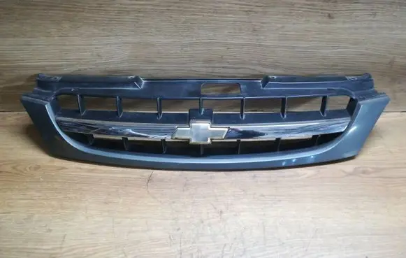 Chevrolet Lacetti Front bumper upper radiator grill 96469727