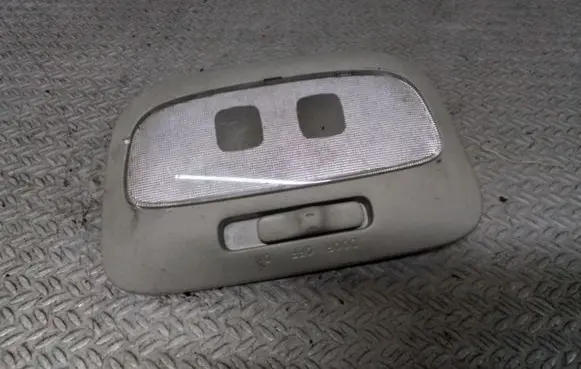 Toyota Yaris Verso Rear seat light 