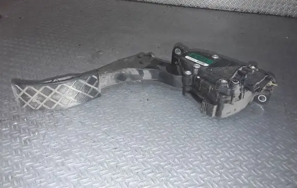 Skoda Roomster (5J) Accelerator throttle pedal 6Q1721503M