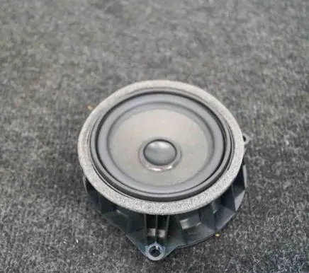 BMW X6 F16 Rear door speaker 9286367