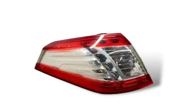 Peugeot 508 Rear/tail lights 9686779580