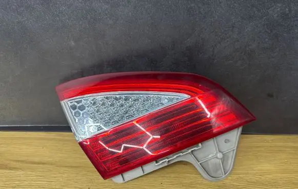 Ford Mondeo MK IV Tailgate rear/tail lights S7113A603A