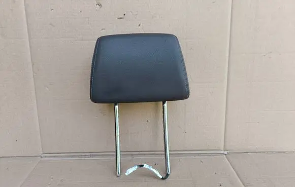 BMW X3 F25 Front seat headrest 725586902
