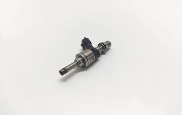 Porsche Panamera (970) Fuel injector 94811012832 103507514