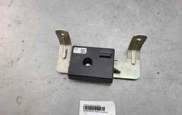 BMW 5 F10 F11 Antenna control unit 65209325735 65209230911 9325735