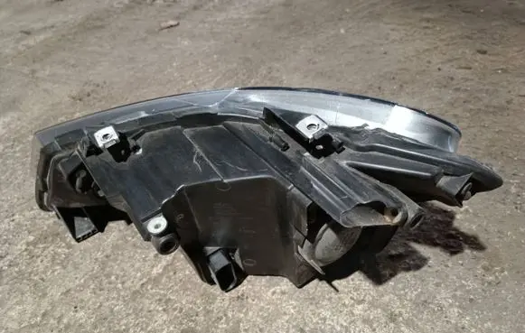 Volkswagen Polo V 6R Headlight/headlamp 10020051 6RD941016A