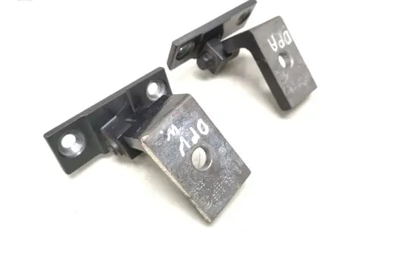 BMW 5 E60 E61 Front door upper hinge 7068074 7068078