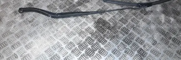 Opel Signum Front wiper blade arm 09185813