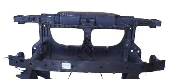 Mercedes-Benz C AMG W204 Radiator support slam panel D661
