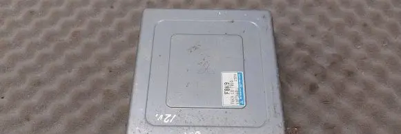 Mazda 626 Engine control unit/module F8K918701A K8T36681 1326