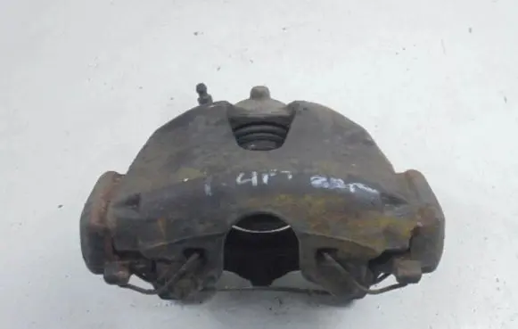 Opel Zafira B Front brake caliper 9824