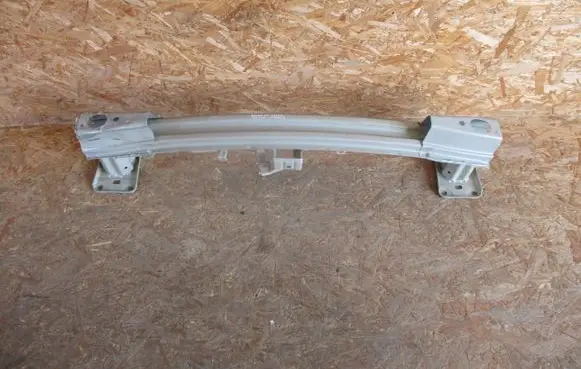 Suzuki Vitara (LY) Front bumper support beam 