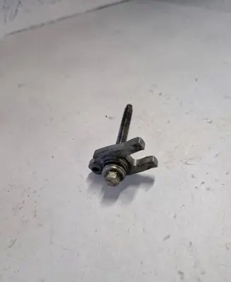 Renault Scenic III - Grand scenic III Fuel Injector clamp holder 