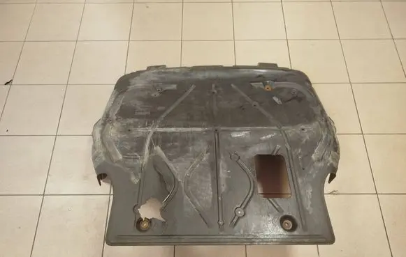 Volkswagen Transporter - Caravelle T5 Engine splash shield/under tray 7H0805687D