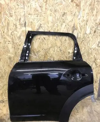 Mini Cooper Countryman F60 Front door 7438595