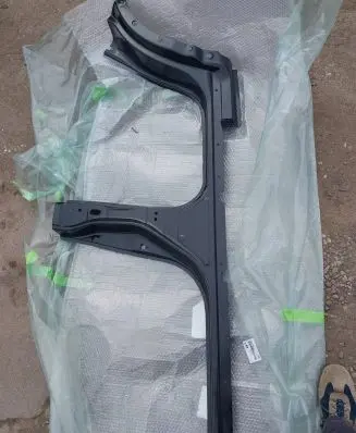 Nissan X-Trail T32 Side car body part 