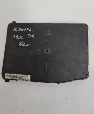 Renault Megane II Comfort/convenience module 8200309691 8200411357 1051004
