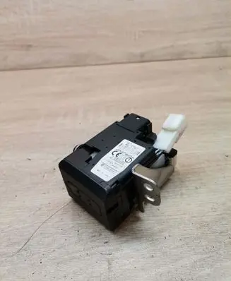 Toyota Corolla Verso AR10 Ignition lock 626399000 2584ARI24KTY
