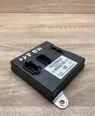 Mercedes-Benz E W211 Comfort/convenience module 2115452132