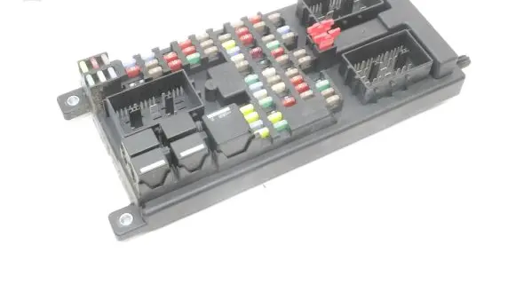 Land Rover Discovery 4 - LR4 Fuse module AH2214F041AH