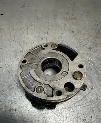 Volvo XC90 Oil pump 3063737