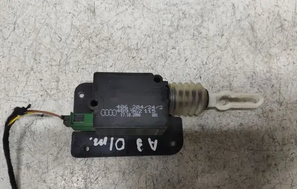 Audi A3 S3 8L Central locking motor 4B9962115