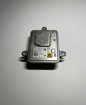 Headlight ballast module Xenon