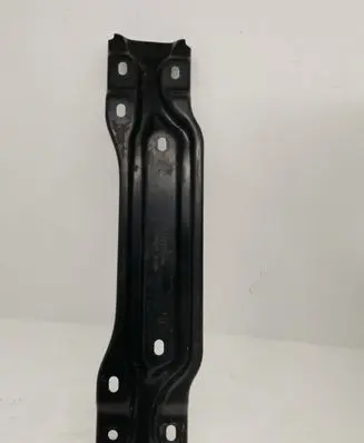 Porsche Macan (95B) Other under body part 8R0804813
