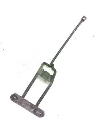 BMW 3 E90 E91 Radiator support slam panel bracket 7116693