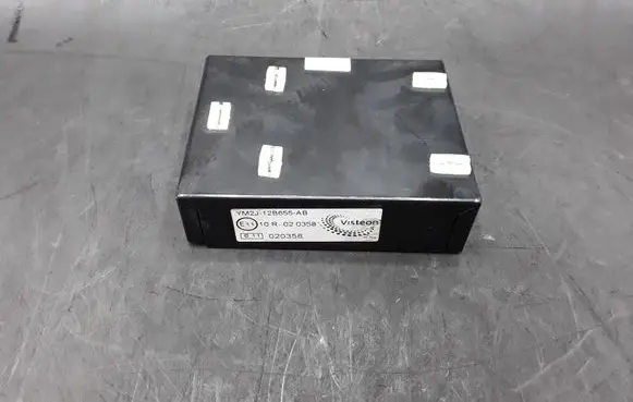 Ford Galaxy Head unit multimedia control YM2J12B655AB YM2J12B655 10R020358