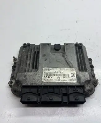 Ford Focus C-MAX Engine control unit/module 6M5112A650CG 0281012489