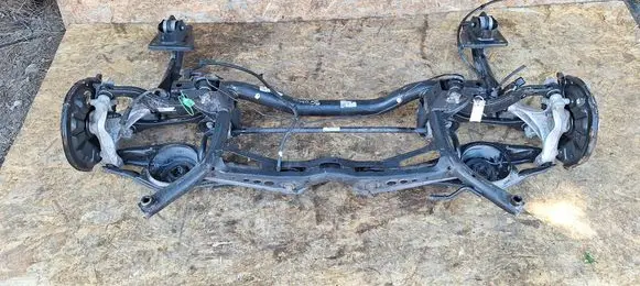 Volkswagen Touran III Rear axle beam 5QA505315B