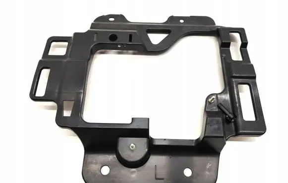 Land Rover Discovery Sport Headlight/headlamp mounting bracket K82130B15AD