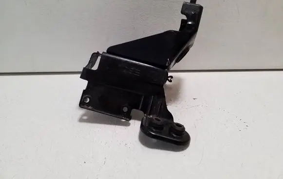 Chevrolet Orlando ABS pump bracket 