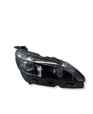 Peugeot 3008 II Headlight/headlamp 9826572680