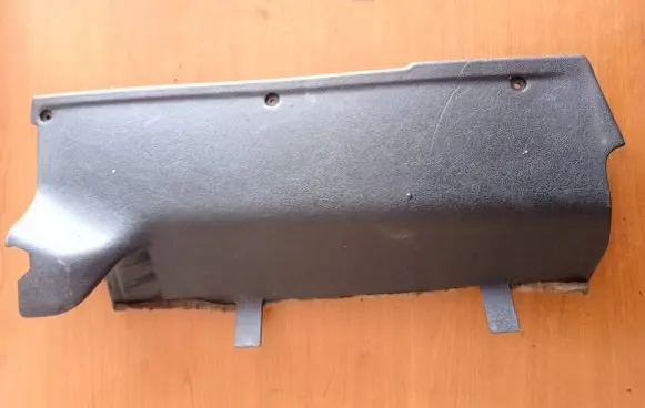 Mercedes-Benz 190 W201 Dashboard lower bottom trim panel 2016800217