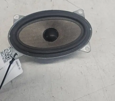 Iveco Daily 3rd gen Front door speaker 500336424