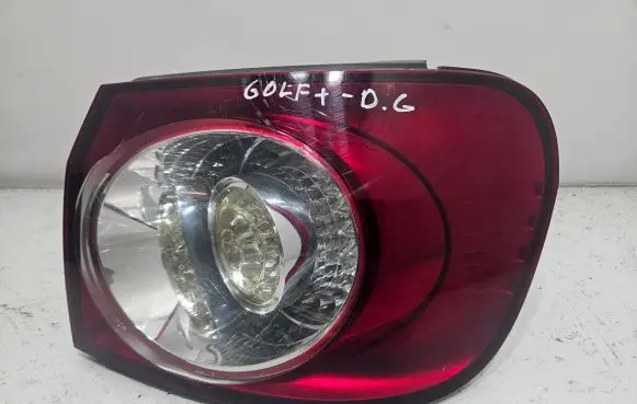 Volkswagen Golf Plus Rear/tail lights 5M0945096N