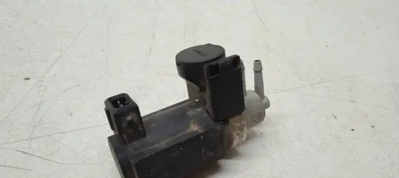 KIA Sportage Vacuum valve 70027200